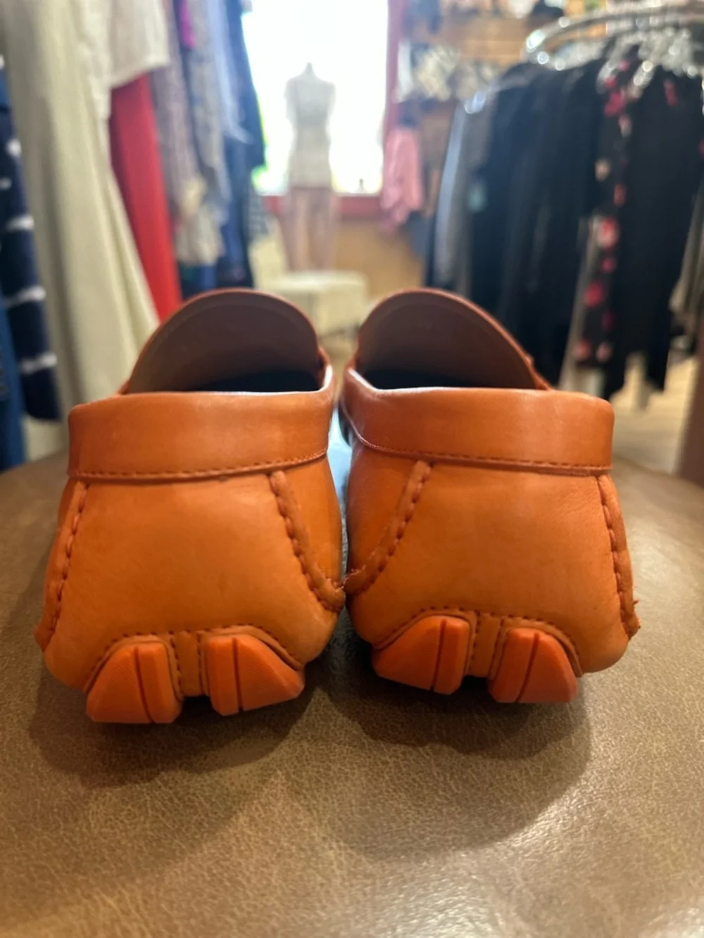 Salvatore Ferragamo Orange Leather Horse Bit Loafers/Drivers size 9.5 - Picture 6 of 9